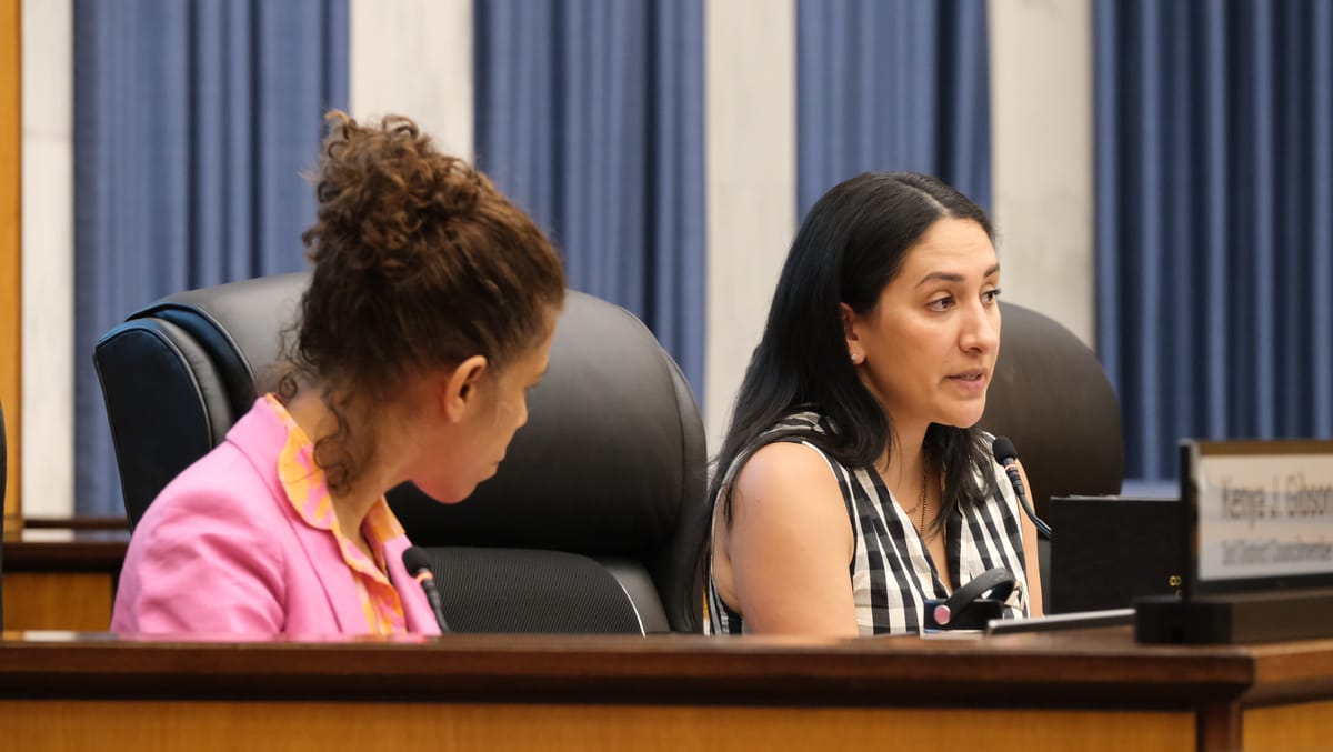 Avula administration pushes back hard against plan to toughen residency rules for high-ranking City Hall officials