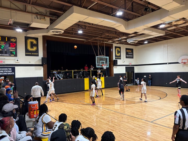 King William logs boys hoops victory over Carver